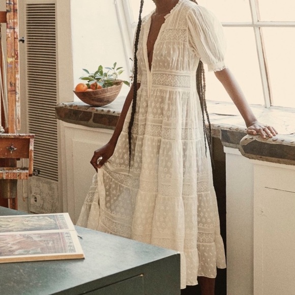 Doen Dresses & Skirts - Doen Lace Tiered Midi Dress